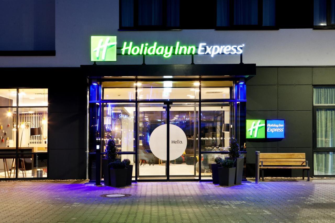 Holiday Inn Express - เรคลิงเฮาเซิน ภายนอก รูปภาพ